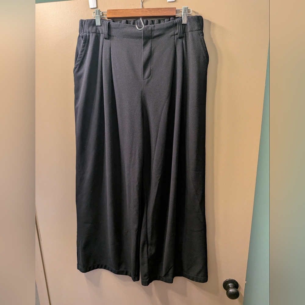 HALARA Women's Wide Leg Pants in Black